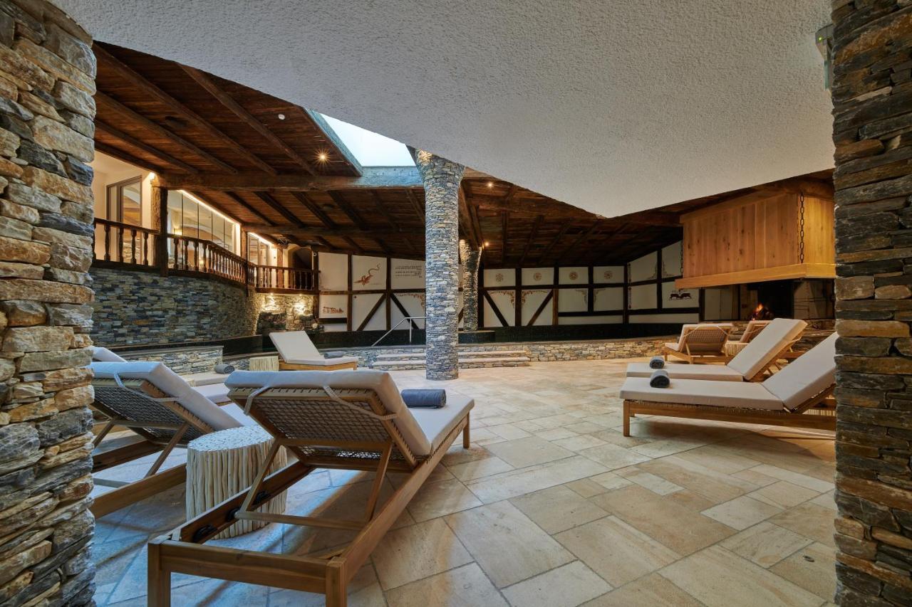 Aida Hotel & Spa - "Adults Only" Relais & Chateaux Crans-Montana Buitenkant foto