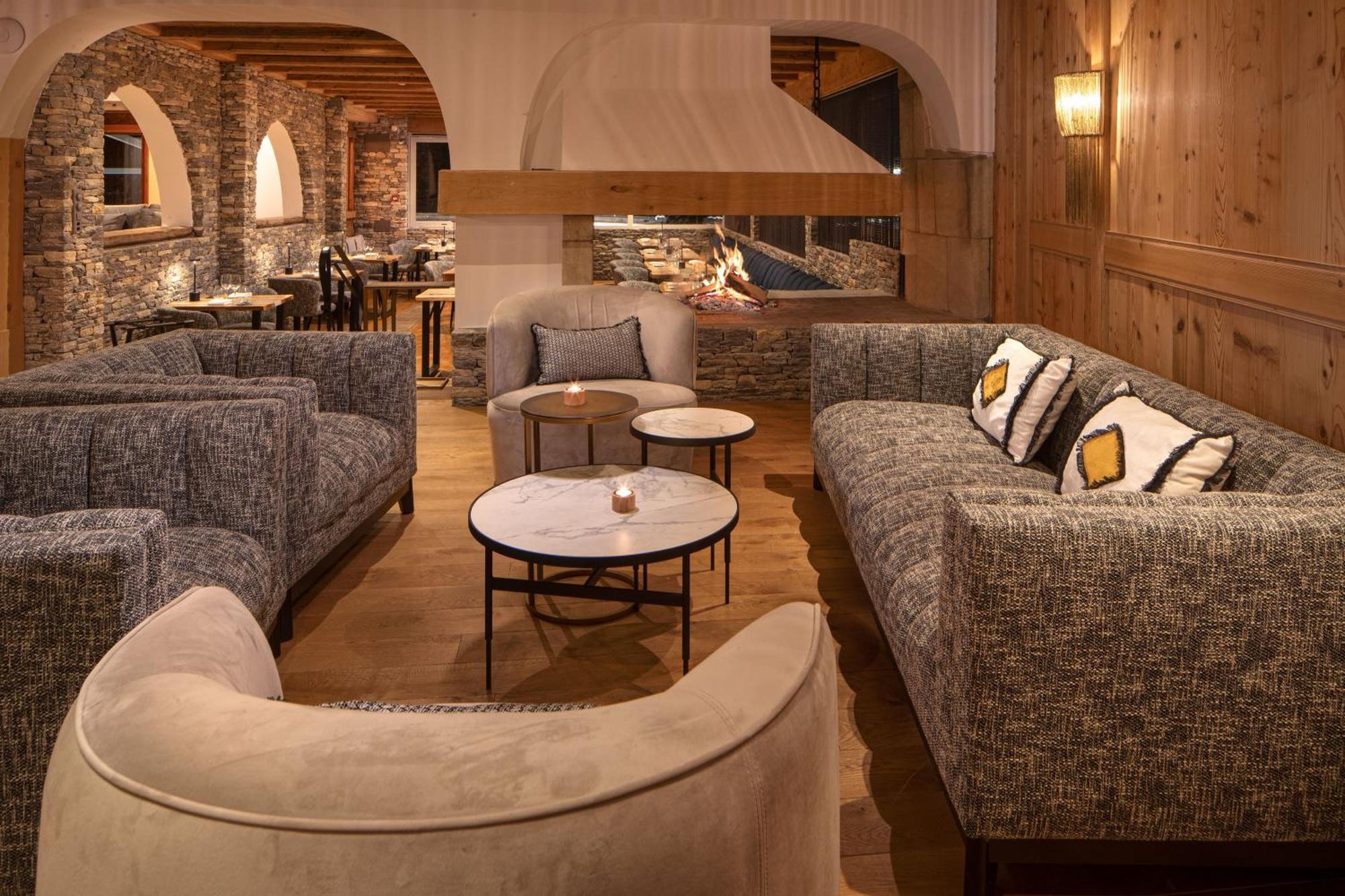 Aida Hotel & Spa - "Adults Only" Relais & Chateaux Crans-Montana Buitenkant foto