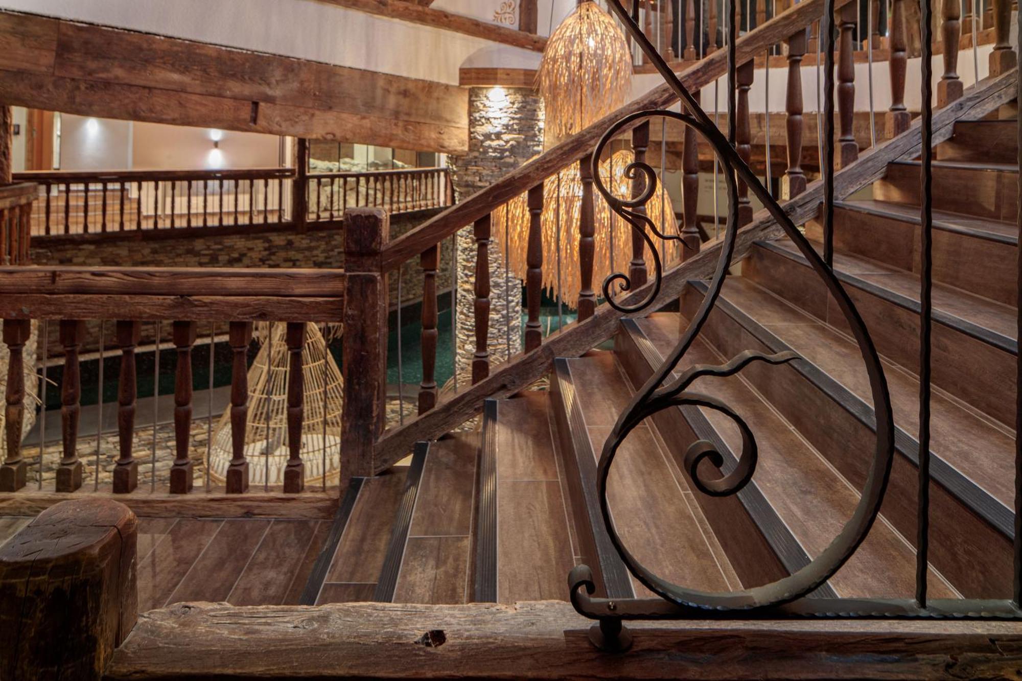 Aida Hotel & Spa - "Adults Only" Relais & Chateaux Crans-Montana Buitenkant foto